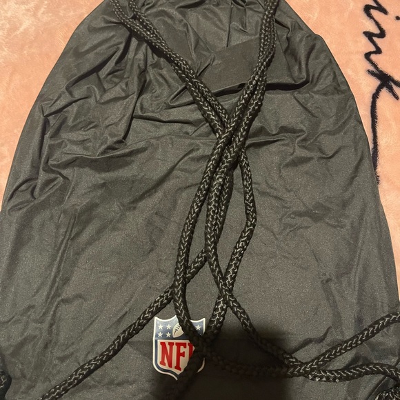 Two Drawstring backpacks - Picture 4 of 5